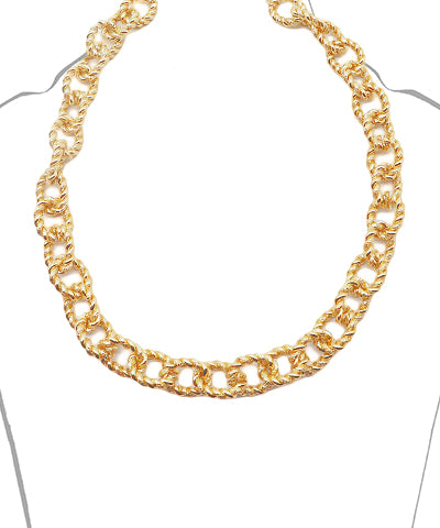 Gold Texture Chain Necklace