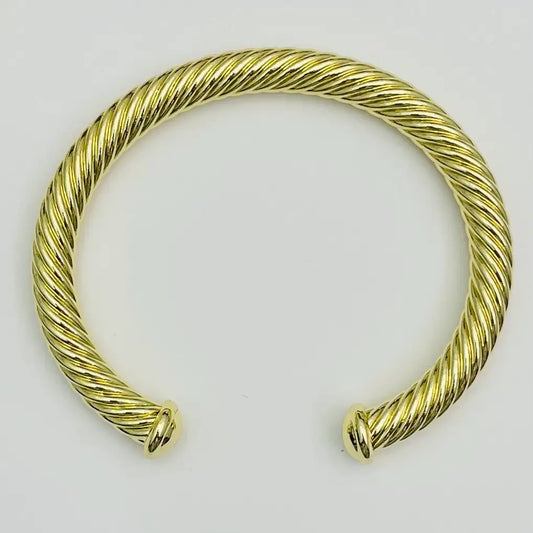 Simple Cable Bracelet